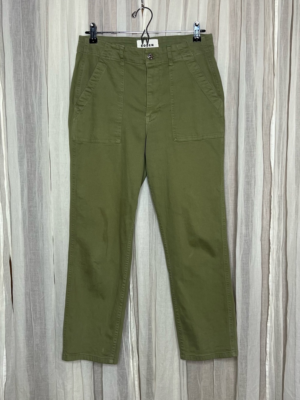 Boden Green Cropped Pants